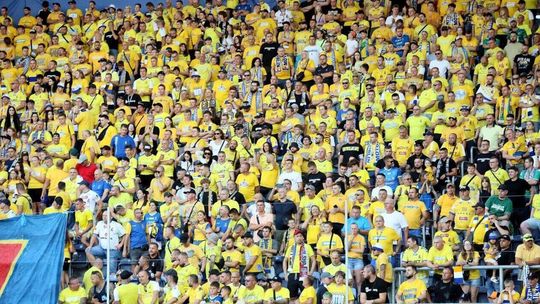 Trybuny Areny Lublin podczas meczu Motor - Raków prawie pełne, ale punkty pojechały do Częstochowy