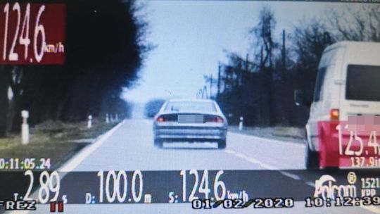 Trzech kierowców straciło prawo jazdy. Jechali ponad 100 km/h