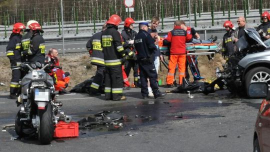 Trzech motocyklistów zginęło w wypadku pod Bydgoszczą [zdjęcia]