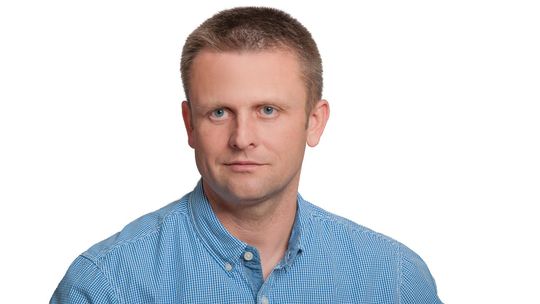 Trzech odmówiło, on się zdecydował. Wiemy, kto zastąpi w Sejmie Elżbietę Kruk