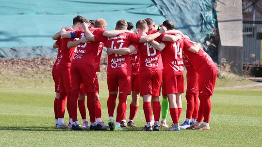 Trzecia wygrana z rzędu Lublinianki, Tomasovia nadal w dołku i reszta wyników Macron IV ligi