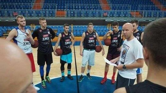 Trzy aukcje charytatywne TBV Startu Lublin