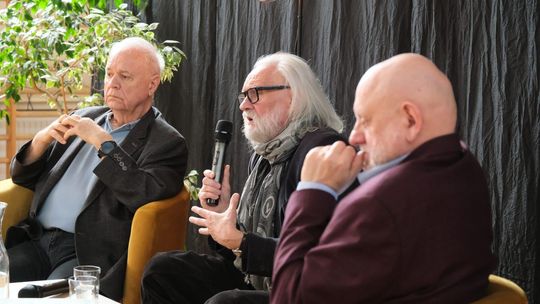 Trzy drogi. Jedna szkoła. Jubileuszowe spotkanie w VIII LO im. Z. Nałkowskiej