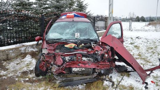 Trzy osoby w szpitalu po wypadku w Wólce Wieprzeckiej