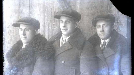Trzy tysiące zdjęć lublinian sprzed wojny. Kim był tajemniczy fotograf? Już wiadomo