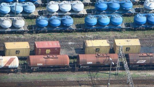 Tu łączy się transport drogowy z kolejowym. Nowy terminal w Nałęczowie