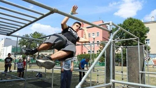 Tu się lata, tu się ćwiczy. Centralny Plac Zabaw już działa
