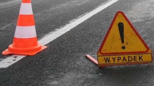 Turka: Zderzenie ciężarówki i dwóch aut. Są utrudnienia 