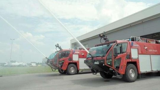 Tutaj strażak ma tylko trzy minuty. Jak się pracuje na lotnisku?