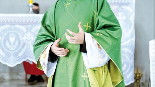 Ty się człowieku Boga nie boisz. Mąż twierdzi, że ksiądz rozbił jego rodzinę