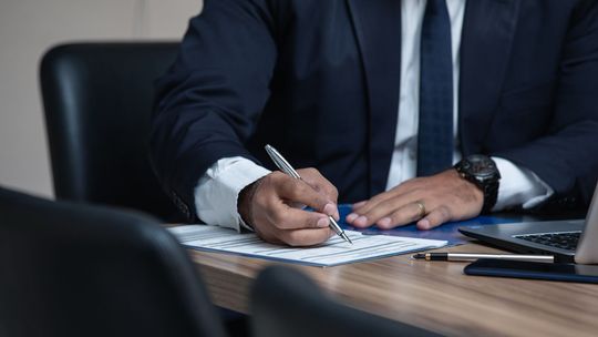 Tydzień Pomocy Osobom Pokrzywdzonym Przestępstwem. Specjaliści czekają na kontakt