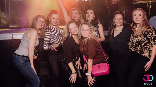 Tygodnia koniec i weekendu początek 