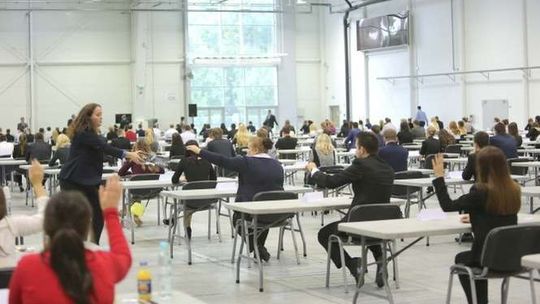 Tylko co trzeci prawnik dostał się na aplikację. Rekordzista zdawał już szósty raz