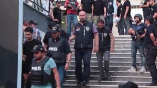 Tysiące aresztowań po nieudanym zamachu stanu w Turcji