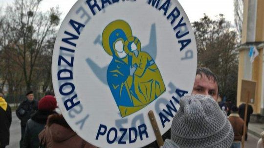 Tysiące słuchaczy Radia Maryja zjechało na 21. urodziny rozgłośni (zdjęcia)
