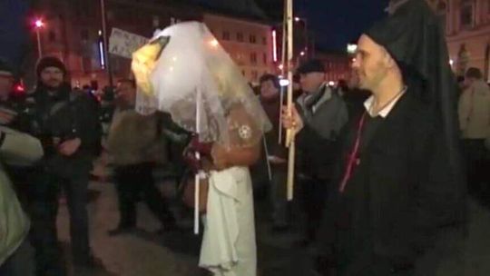 Tysiące Węgrów protestowały przed wizytą Putina w Budapeszcie