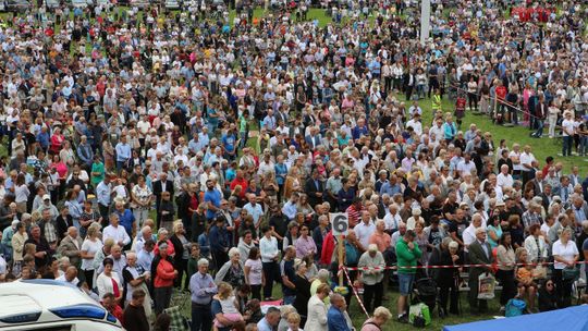 Tysiące wiernych modliło się w Wąwolnicy