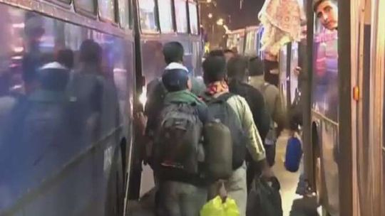 Uchodźcy opuszczają Węgry. Austria i Niemcy zgodziły się ich przyjąć