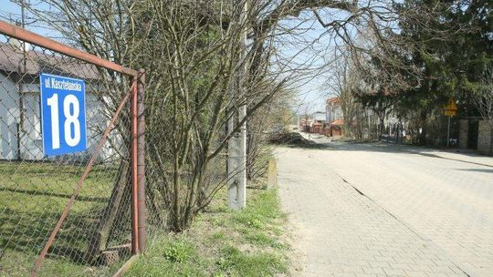 Uciążliwa budowa: Mieszkańcy mają dość ciężarówek