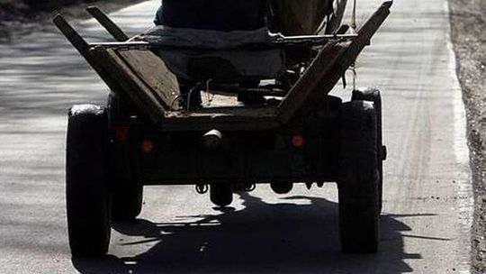 Uciekali furmanką przed policjantami