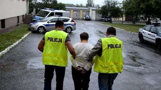 Uciekła z pieniędzmi klientów. Właścicielka biura podróży wpadła na lotnisku