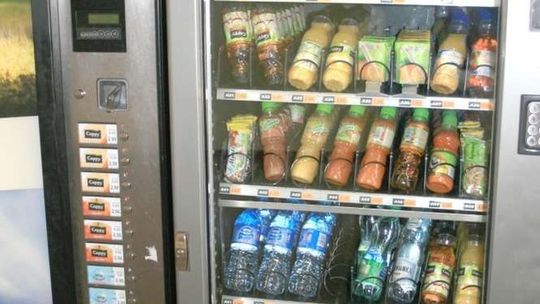 Uczniom doskwiera brak słodyczy i chipsów. Jak sobie radzą?