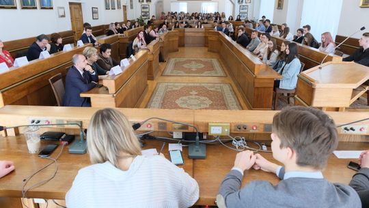 Uczniowie do nauczycieli: Dlaczego strajkujecie przed egzaminami? 