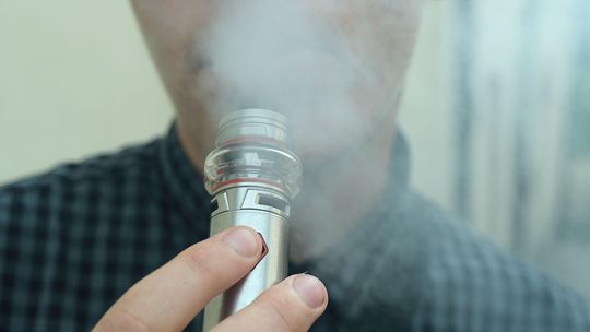 Uczniowie, nie palcie tego świństwa! Rodzice dostaną ostrzeżenie