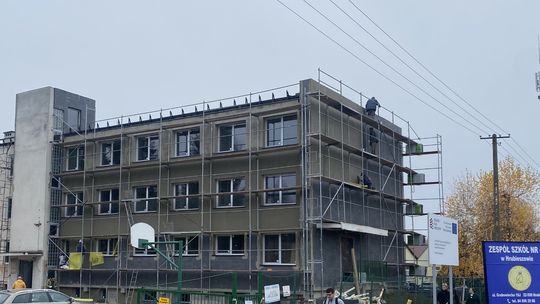 Uczniowie przeniesieni do „wrogiej” szkoły. Rodzice: Boimy się. Starosta: Wieś nie pobije się z wsią