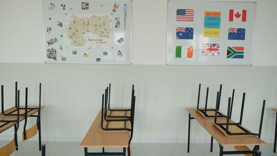 Uczniowie ubiorą się na czarno albo nie pójdą do szkoły w ramach protestu. Boją się koronawirusa