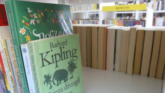 Uczniowie uczą się z domów. Szkolni bibliotekarze też chcą pracować z domów