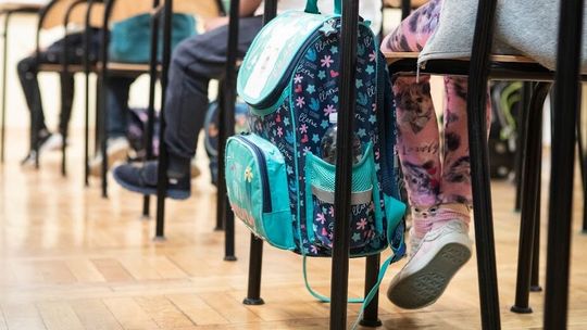 Uczniowie wracają do nauki stacjonarnej. Będą organizowane też szczepienia w szkołach