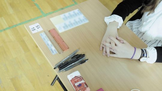 Uczniowie wracają do szkół. Na egzaminy