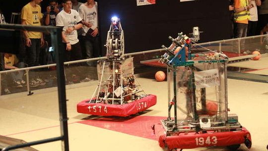 Uczniowie z Kraśnika wezmą udział w FIRST Robotics Competition. Jako pierwsi w kraju
