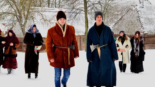 Uczniowie z Lublina przebrali się za chłopów "Dobra zabawa"