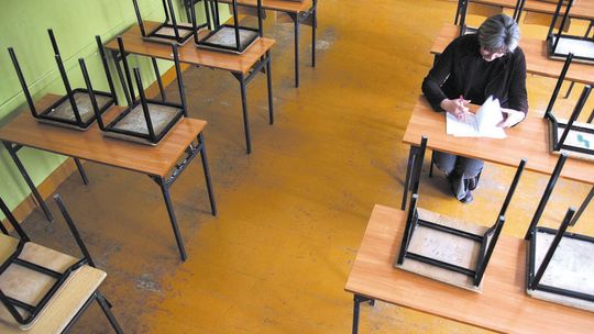 Uczniowie zastaną zamknięte szkoły? Już wiadomo kiedy to może się stać