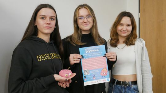 Uczniowie zmagają się ze zmęczeniem i depresją. Cierpi trzech na czterech