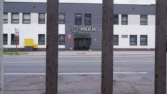 "Uczył polskiego" paralizatorem. Rusza proces trzech byłych lubelskich policjantów