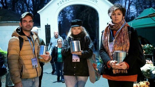 Udało się odnowić 300 zabytków. W kwestę cmentarną włączyli się też dziennikarze Dziennika Wschodniego