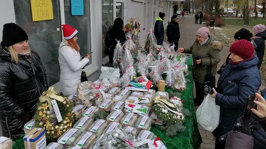 Udana zbiórka. Jest za co kupić opał dla szkoły w Gozdowie
