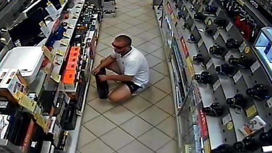 Ukradł głośniki, kto go rozpoznaje?