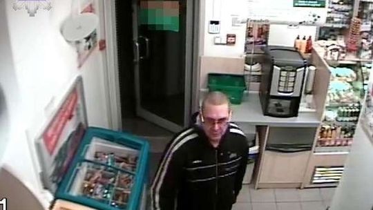 Ukradł kartę i robił zakupy w Lublinie. Rozpoznajesz go?