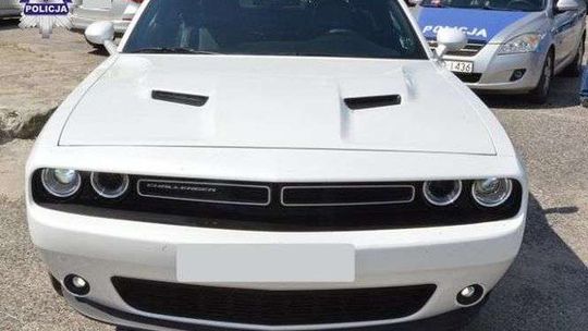 Ukradł luksusowy samochód. Odzyskali go policjanci 