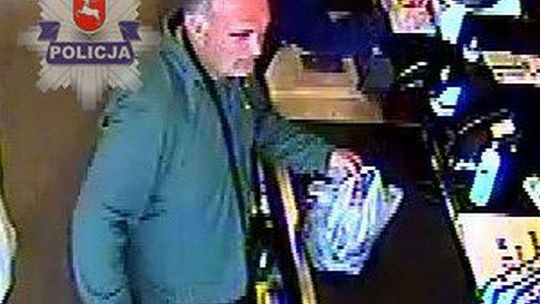  Ukradł portfel klientowi hurtowni w Lublinie. Złodzieja szuka policja