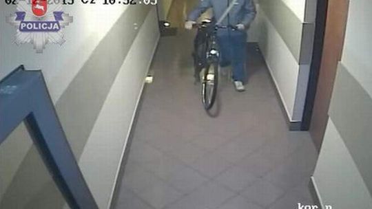 Ukradł rower na LSM. Kto poznaje złodzieja?