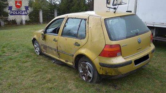 Ukradł samochód, wpadł do rowu i dachował