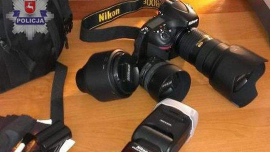 Ukradł sprzęt fotograficzny za 25 tys. zł. Teraz posiedzi