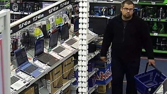 Ukradł telefon ze sklepu w Lublinie. Rozpoznajesz go?