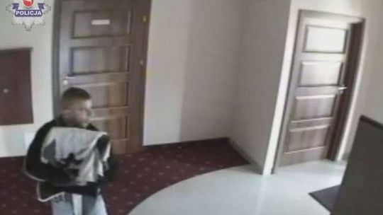 Ukradł telewizor z hotelu w Lublinie. Zawinął go w kurtkę