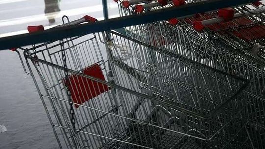 Ukradł wózek z marketu, bo zawsze o takim marzył